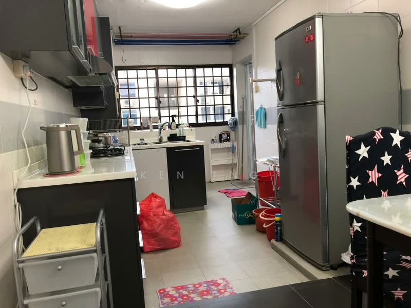 235 Serangoon Avenue 3, 235 Serangoon Avenue 3, 3 Bedrooms, 1,130 sqft, HDB Flat For Sale, by Ken Tng, 500204103 - Kitchen - PropertyGuru.com.sg