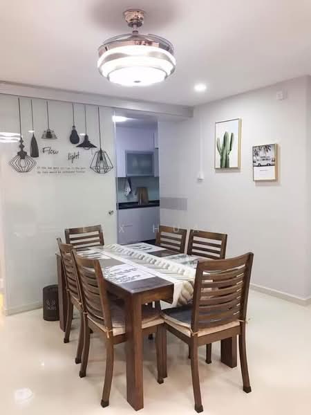 519 Woodlands Drive 14, 519 Woodlands Drive 14, 4 Bedrooms, 1,356 sqft, HDB Flat For Sale, by Alex Huang, 500204106 - Dining Room - PropertyGuru.com.sg