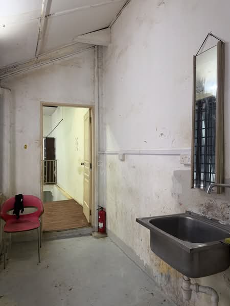 22A Roberts Lane, , 3 Bedrooms, 900 sqft, Apartment For Rent, by Ang Yap Chow 洪业超, 500204109 - Interior - PropertyGuru.com.sg
