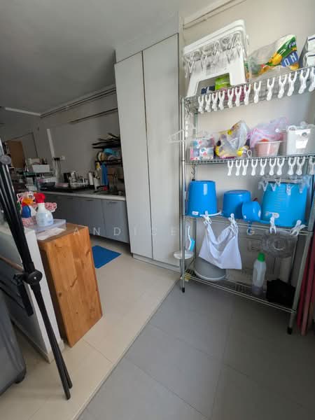 36 Cassia Crescent, 36 Cassia Crescent, 2 Bedrooms, 731 sqft, HDB Flat For Sale, by Candice Ong, 500204116 - Kitchen - PropertyGuru.com.sg