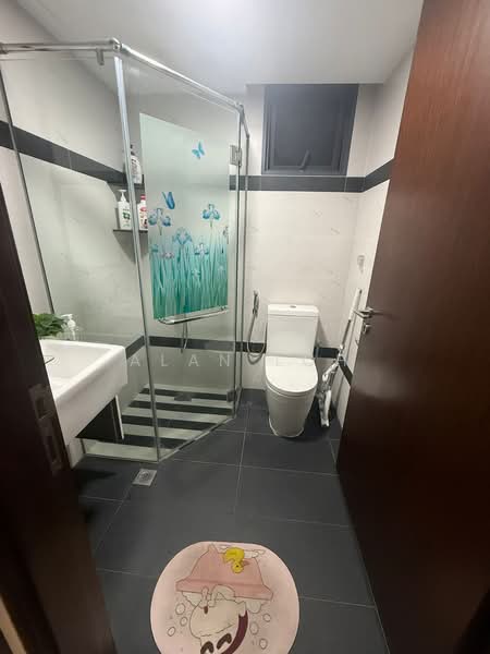 Symphony Suites, 13 Yishun Close, Room Rental, 90 sqft, Condominium For Rent, by Alan Loh, 500204123 - Bathroom - PropertyGuru.com.sg