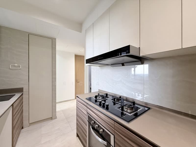 High Park Residences, 25 Fernvale Road, 5 Bedrooms, 1,421 sqft, Condominium For Rent, by Tricia Ong, 500204135 - Kitchen - PropertyGuru.com.sg