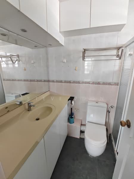 Braddell View, 10E Braddell Hill, Room Rental, 200 sqft, Apartment For Rent, by Steve Voon, 500204139 - Bathroom - PropertyGuru.com.sg