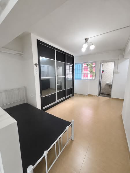 252 Hougang Avenue 3, 252 Hougang Avenue 3, 3 Bedrooms, 1,033 sqft, HDB Flat For Sale, by Gary Seah, 500204141 - Bedroom - PropertyGuru.com.sg
