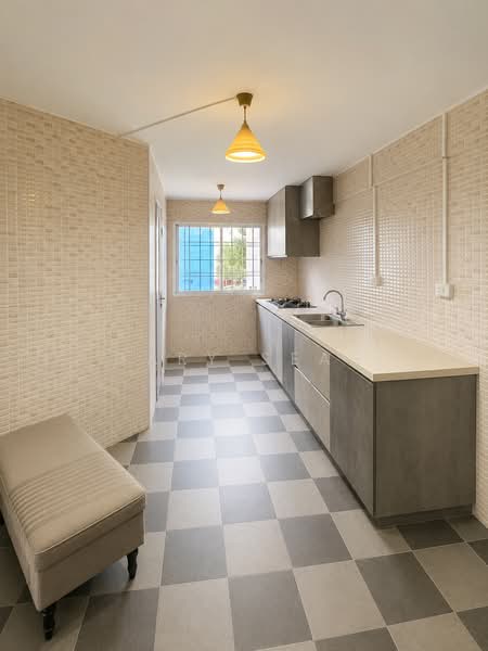 252 Hougang Avenue 3, 252 Hougang Avenue 3, 3 Bedrooms, 1,033 sqft, HDB Flat For Sale, by Gary Seah, 500204141 - Kitchen - PropertyGuru.com.sg