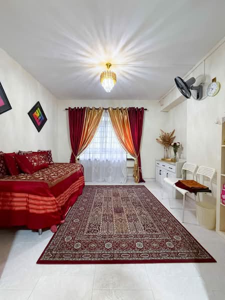 232 Pasir Ris Drive 4, 232 Pasir Ris Drive 4, 4 Bedrooms, 1,356 sqft, HDB Flat For Sale, by Fadzlin MNoor, 500204144 - Living Room - PropertyGuru.com.sg
