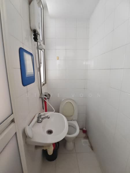 Nuovo, 25 Ang Mo Kio Avenue 9, Room Rental, 200 sqft, Condominium For Rent, by Steve Voon, 500204147 - Bathroom - PropertyGuru.com.sg