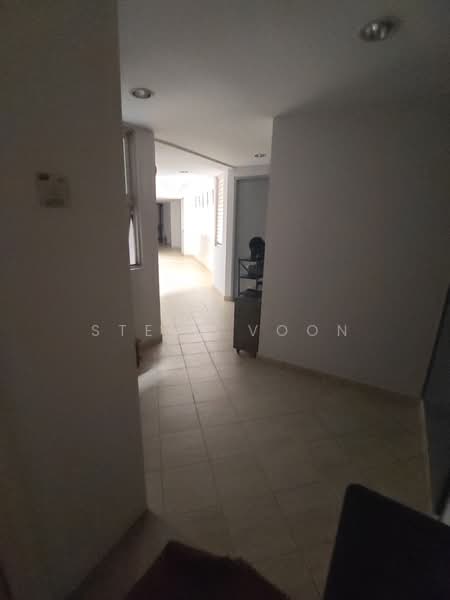 Nuovo, 25 Ang Mo Kio Avenue 9, Room Rental, 200 sqft, Condominium For Rent, by Steve Voon, 500204147 - Corridor - PropertyGuru.com.sg