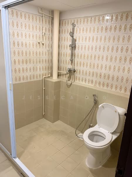 31 LEITH ROAD, , Room Rental, 200 sqft, Terraced House For Rent, by Jesseca Ong, 500204152 - PropertyGuru.com.sg