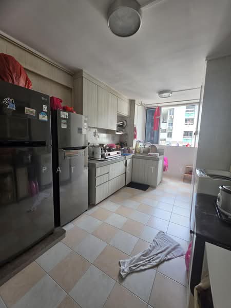 105 Serangoon North Avenue 1, 105 Serangoon North Avenue 1, 2 Bedrooms, 646 sqft, HDB Flat For Sale, by Patrick Tay, 500204190 - Kitchen - PropertyGuru.com.sg
