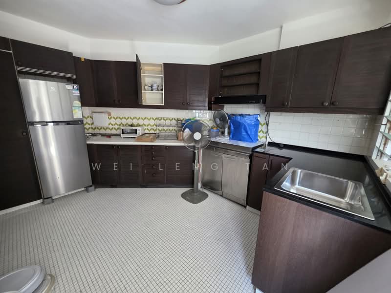 Laguna Park, 5000E Marine Parade Road, Room Rental, 200 sqft, Apartment For Rent, by Wei Leng Tan, 500204200 - Kitchen - PropertyGuru.com.sg