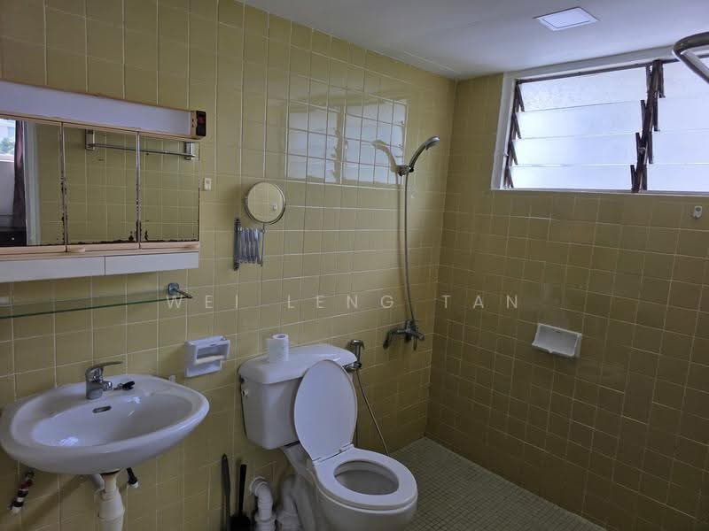 Laguna Park, 5000E Marine Parade Road, East Coast / Marine Parade, Room Rental, 200 sqft, Apartment For Rent, by Wei Leng Tan, 500204200 - Bathroom - PropertyGuru.com.sg