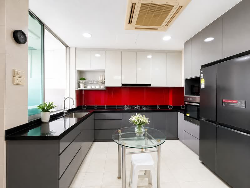 2.5 storey, 999yrs semi-detached, Serangoon Gardens Estate, Serangoon Gardens, Tavistock Avenue, Bridport Avenue, Portchester Avenue, Farleigh Avenue, Serangoon Garden Way Penshurst Place Medway Drive Crowhurst Drive Bloxhome Drive Bodmin Drive Braemar Drive Brockhamton Drive Blandford Drive Burghley Drive, 6 Bedrooms, 3,500 sqft, Semi-Detached House For Sale, by Madeline Koo, 500204226 - Kitchen - PropertyGuru.com.sg