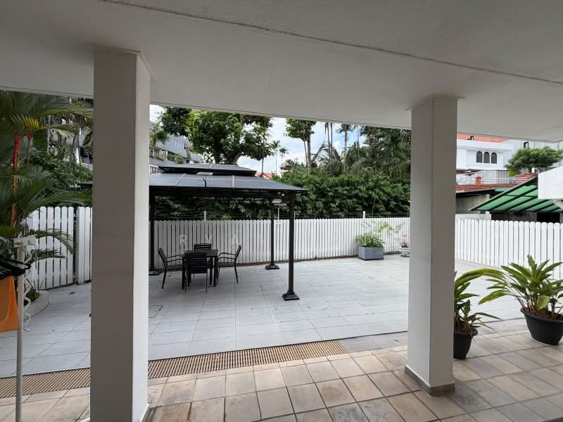 Braddell Heights Estate, , 6 Bedrooms, 2,800 sqft, Detached House For Sale, by Ryan Tan, 500204263 - Exterior - PropertyGuru.com.sg