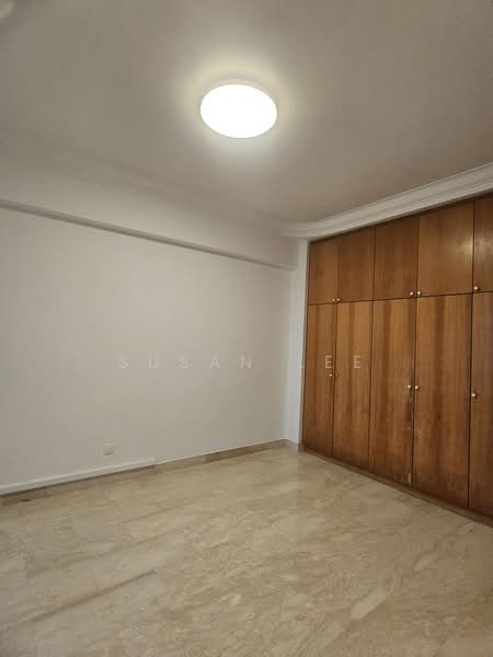 Kensington Park, 2 Kensington Park Drive, 3 Bedrooms, 1,650 sqft, Condominium For Rent, by Susan Lee, 500204270 - Master bedroom - PropertyGuru.com.sg