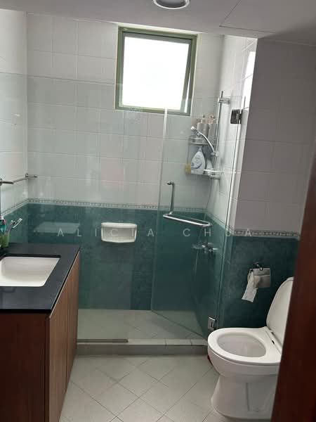 Windermere, 20 Choa Chu Kang Street 64, 3 Bedrooms, 1,453 sqft, Condominium For Sale, by Alicia Chua, 500204273 - Bathroom - PropertyGuru.com.sg