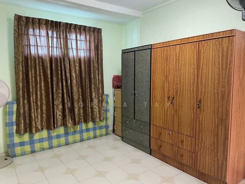 106 serangoon ave 1, Ave 1, 2 Bedrooms, 645 sqft, HDB Flat For Rent, by Sophia Tay, 500204275 - Bedroom - PropertyGuru.com.sg