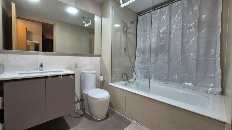 NV Residences, 91 Pasir Ris Grove, 3 Bedrooms, 1,259 sqft, Condominium For Sale, by Shaun Dhillon, 500204280 - Master Bathroom - PropertyGuru.com.sg