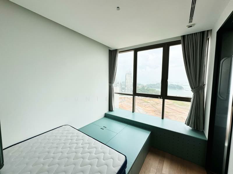 Skyline Residences, 610 Telok Blangah Road, 5 Bedrooms, 3,681 sqft, Condominium For Sale, by Sunie Chan, 500204289 - Bedroom - PropertyGuru.com.sg