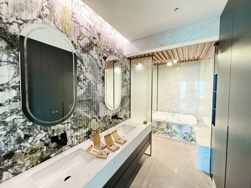 Skyline Residences, 610 Telok Blangah Road, 5 Bedrooms, 3,681 sqft, Condominium For Sale, by Sunie Chan, 500204289 - Bathroom - PropertyGuru.com.sg