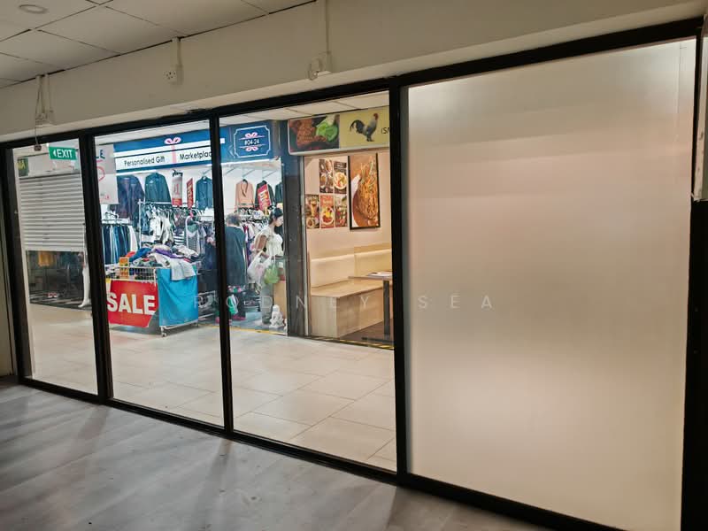 Lucky Plaza, 304 Orchard Road, 194 sqft, Food & Beverage For Rent, by Rodney Sea, 500204293 - Interior - CommercialGuru.com.sg