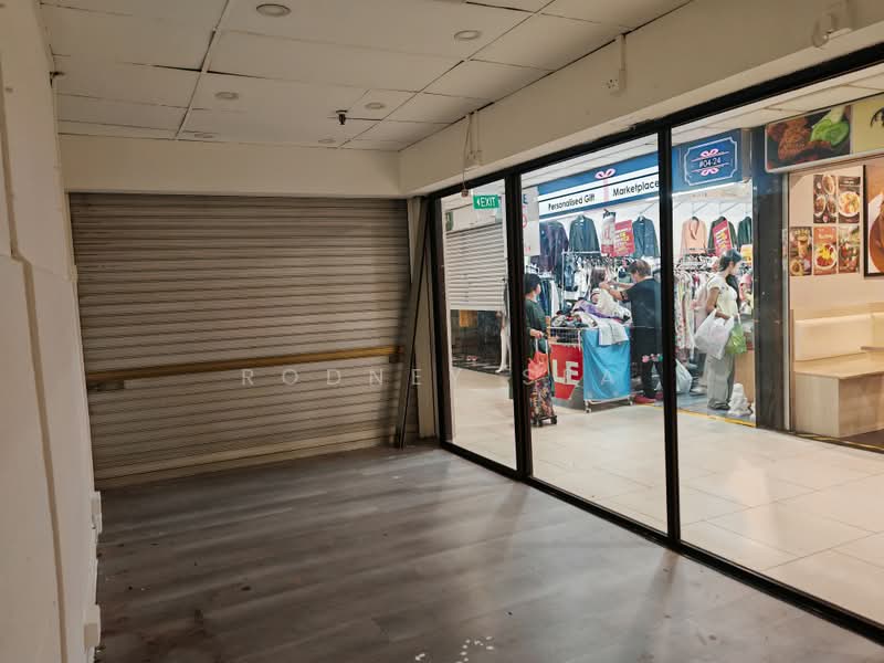 Lucky Plaza, 304 Orchard Road, 194 sqft, Food & Beverage For Rent, by Rodney Sea, 500204293 - Interior - CommercialGuru.com.sg