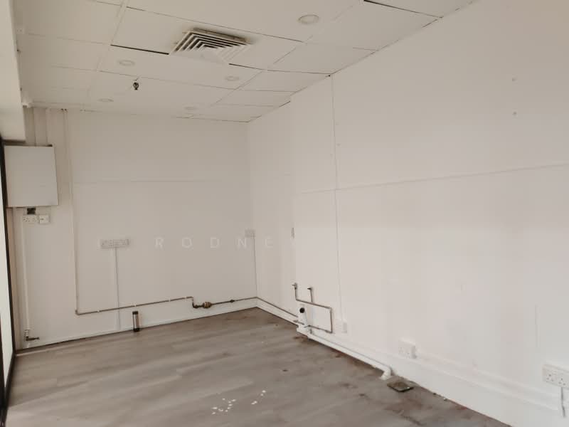 Lucky Plaza, 304 Orchard Road, 194 sqft, Food & Beverage For Rent, by Rodney Sea, 500204293 - Interior - CommercialGuru.com.sg