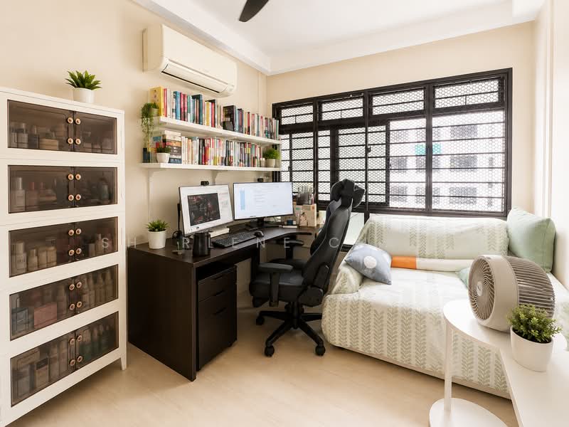 18 Jalan Tenteram, 18 Jalan Tenteram, 3 Bedrooms, 915 sqft, HDB Flat For Sale, by Sharlene Chang, 500204295 - Bedroom - PropertyGuru.com.sg