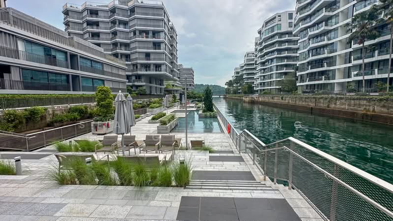 The Reef at King's Dock, 10 Harbourfront Avenue, 1 Bedroom, 484 sqft, Condominium For Sale, by Seah Wan Peng (Gilda), 500204299 - Swimming Deck - PropertyGuru.com.sg