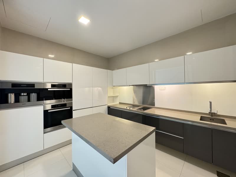Residences @ Emerald Hill, 119 Emerald Hill Road, 5 Bedrooms, 5,791 sqft, Town House For Sale, by Lin Sallee 林玥廷, 500204302 - Kitchen - PropertyGuru.com.sg