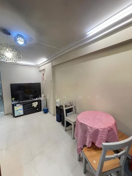96 Commonwealth Crescent, 96 Commonwealth Crescent, 2 Bedrooms, 689 sqft, HDB Flat For Sale, by Caden Wan, 500204319 - Living Room - PropertyGuru.com.sg