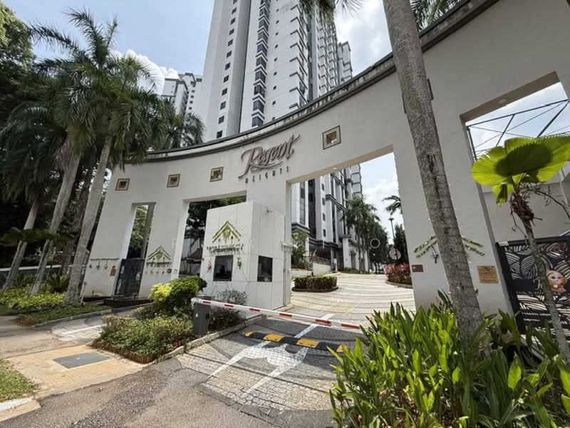 Regent Heights, 56 Bukit Batok East Avenue 5, 3 Bedrooms, 1,163 sqft, Condominium For Sale, by Ricky Teo, 500204324 - Exterior - PropertyGuru.com.sg