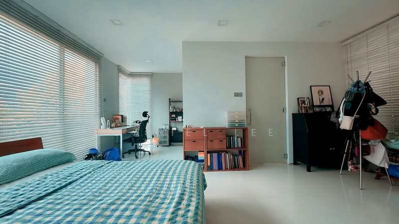 District 15 Mountbatten Bungalow Freehold Generational asset, Goodman / Wilkinson / Crescent Road, 8 Bedrooms, 8,009 sqft, Bungalow House For Sale, by Daniel Lee, 500204349 - Bedroom - PropertyGuru.com.sg
