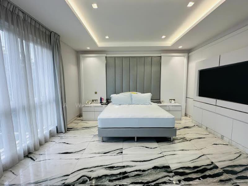 RIPLEY CRESCENT, 12 RIPLEY CRESCENT, 6 Bedrooms, 7,500 sqft, Bungalow House For Sale, by Shawn Kuah 柯智勇, 500204353 - PropertyGuru.com.sg