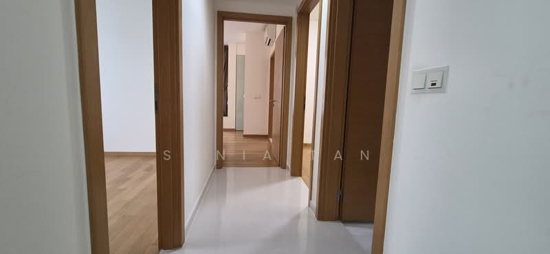 Wilkie Studio, 86 Wilkie Road, 3 Bedrooms, 1,044 sqft, Condominium For Rent, by Sonia Tan, 500204363 - Corridor - PropertyGuru.com.sg