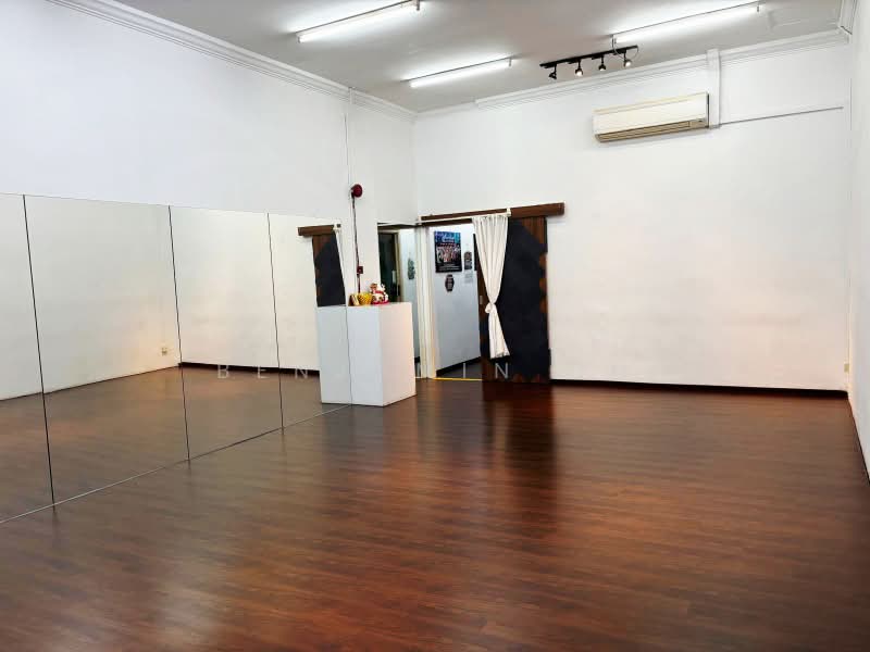 Beach Road, Beach Road / Bugis / Rochor, 1,100 sqft, Shop / Shophouse For Rent, by Benjamin Oh, 500204365 - Interior - CommercialGuru.com.sg