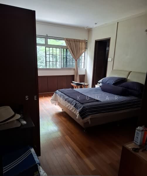 350 Tampines Street 33, 350 Tampines Street 33, 3 Bedrooms, 1,378 sqft, HDB Flat For Sale, by Selva Kumar, 500204368 - Bedroom - PropertyGuru.com.sg