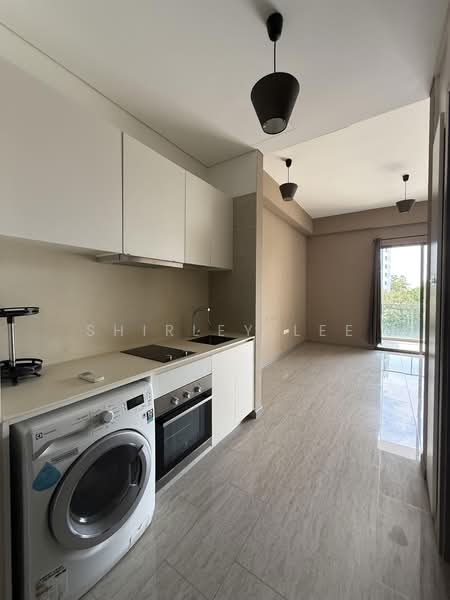 Stratum, 98 Elias Road, Studio, 452 sqft, Condominium For Rent, by Shirley Lee, 500204380 - Kitchen - PropertyGuru.com.sg