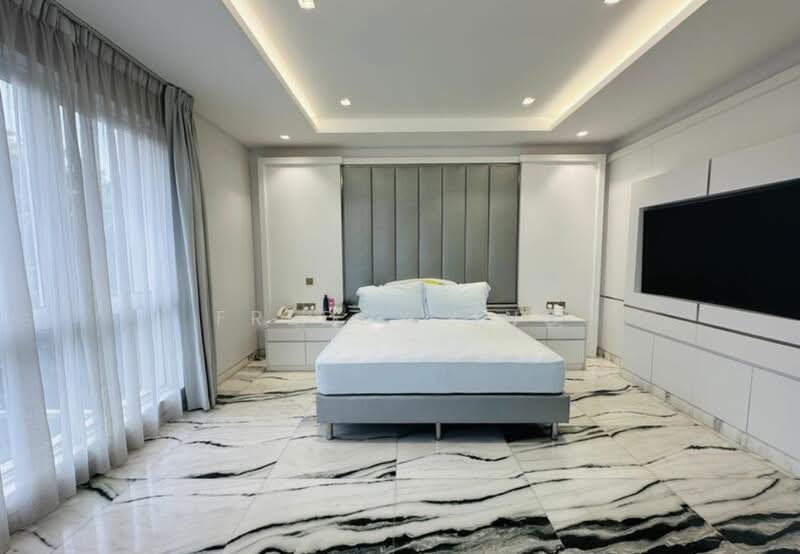 Serangoon Garden Estate, Serangoon Garden Way, 6 Bedrooms, 7,500 sqft, Bungalow House For Sale, by Freddy Ong, 500204383 - Bedroom - PropertyGuru.com.sg