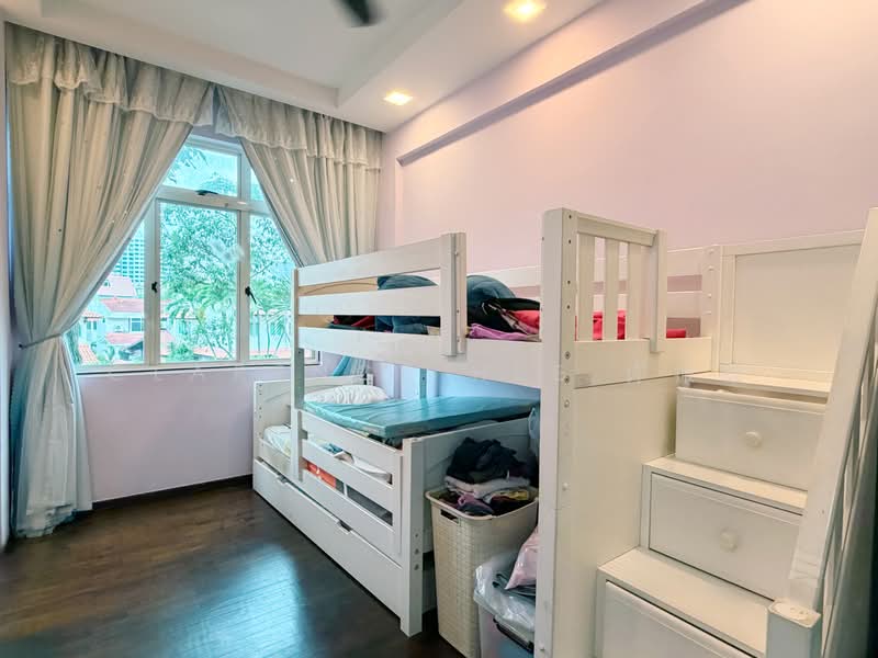 Seletar Springs Condominium, 108 Gerald Drive, 3 Bedrooms, 1,335 sqft, Condominium For Sale, by Clarence Hee 许振雄, 500204389 - Bedroom - PropertyGuru.com.sg