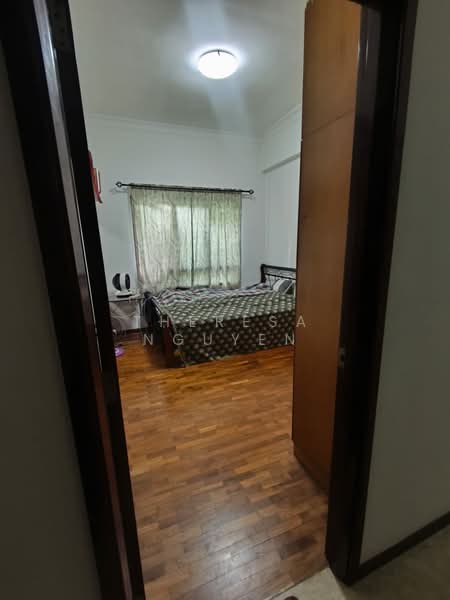 Woodsvale, 1 Woodlands Drive 72, 3 Bedrooms, 1,432 sqft, Condominium For Rent, by Theresa Nguyen, 500204390 - Bedroom - PropertyGuru.com.sg