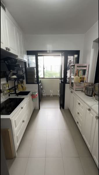 992B Buangkok Link, 992B Buangkok Link, 3 Bedrooms, 1,001 sqft, HDB Flat For Sale, by Tony Chan, 500204393 - Kitchen - PropertyGuru.com.sg