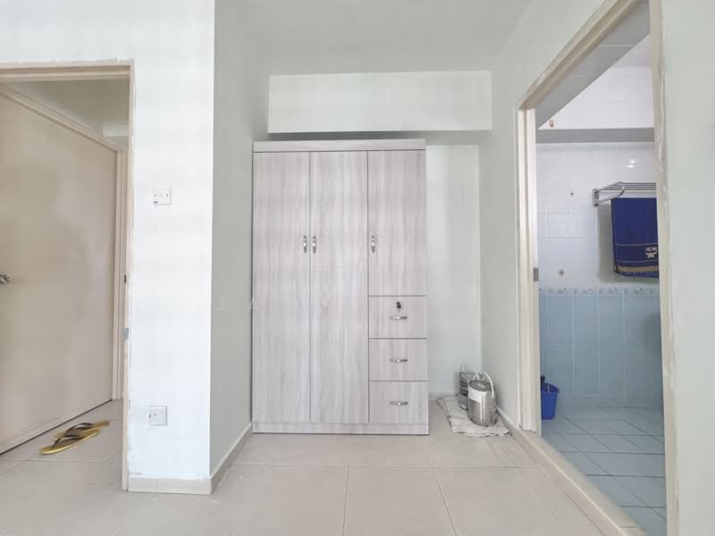 143 Lorong 2 Toa Payoh, 143 Lorong 2 Toa Payoh, Room Rental, 300 sqft, HDB Flat For Rent, by Jarel Tay, 500204396 - Interior - PropertyGuru.com.sg