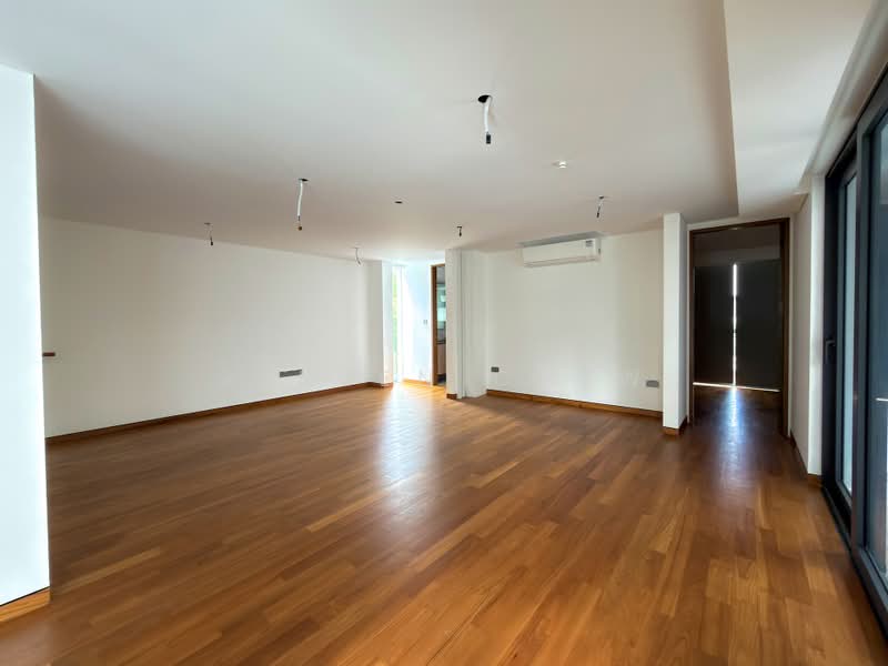 Just TOP! C.H.E.A.P. Brand New 2.5 + Mezz Storey Detached in Braddell Heights in D13, Matlock Rise, Melrose Drive, Sommerville Rd, Clifton Vale, Serangoon Mrt, 7 Bedrooms, 5,969 sqft, Bungalow House For Sale, by Steven Chew, 500204410 - Living Room - PropertyGuru.com.sg