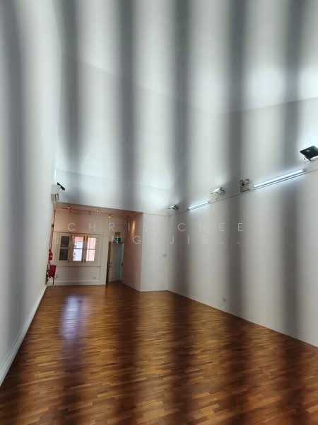 AERIAL YOGA / DANCE STUDIO / OFFICE @ CHINATOWN, , 785 sqft, Other Retail For Rent, by Chris Chee Sheng Jie 徐胜杰, 500204411 - Interior - CommercialGuru.com.sg