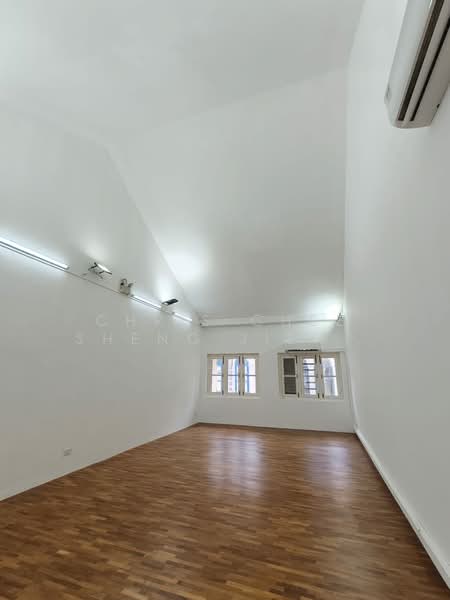 AERIAL YOGA / DANCE STUDIO / OFFICE @ CHINATOWN, , 785 sqft, Other Retail For Rent, by Chris Chee Sheng Jie 徐胜杰, 500204411 - Interior - CommercialGuru.com.sg