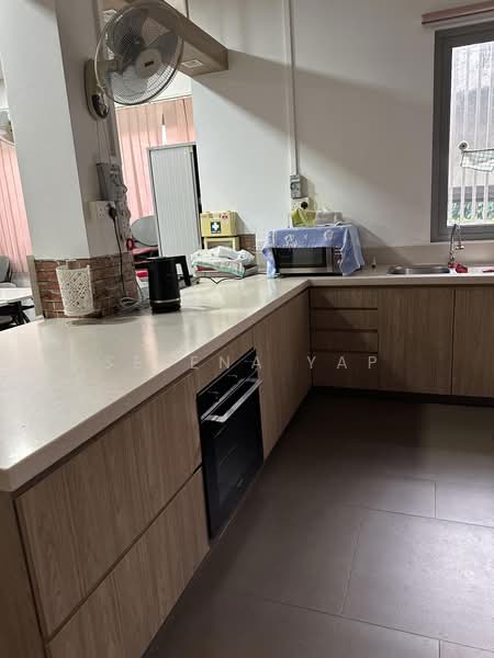 Balestier Road, Balestier Road, 1,200 sqft, Office For Rent, by Selena Yap, 500204413 - Kitchen - CommercialGuru.com.sg