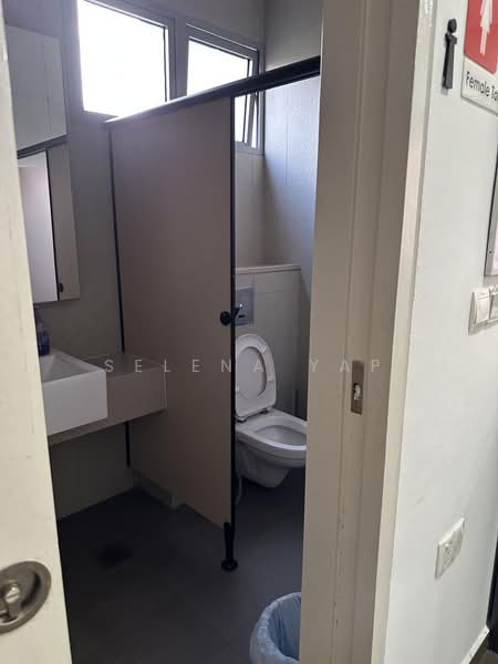 Balestier Road, Balestier Road, 1,200 sqft, Office For Rent, by Selena Yap, 500204413 - Bathroom - CommercialGuru.com.sg