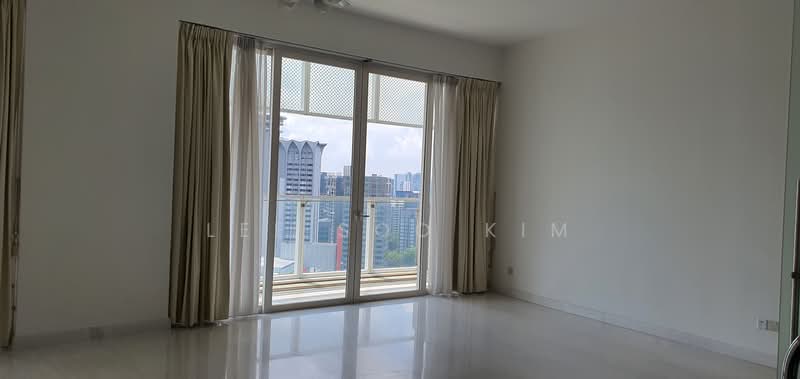 Saint Thomas Suites, 33 St Thomas Walk, 4 Bedrooms, 2,605 sqft, Condominium For Sale, by Lee Soo Kim, 500204423 - Spacious Living Room - PropertyGuru.com.sg