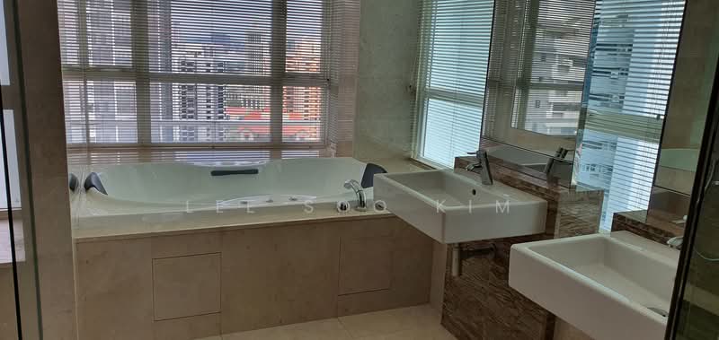 Saint Thomas Suites, 33 St Thomas Walk, 4 Bedrooms, 2,605 sqft, Condominium For Sale, by Lee Soo Kim, 500204423 - Bathroom - PropertyGuru.com.sg